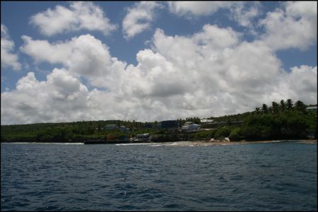 1-hafen-niue.jpg