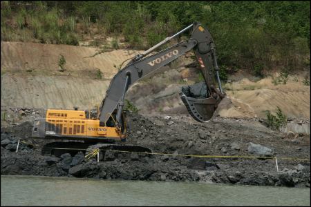 71-uberall-auf-dem-weg-wird-weiter-gebaut.jpg