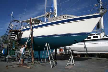 Die Sola Gracia erstrahl in neuem Glanz. Frisch poliert und neues Antifouling.