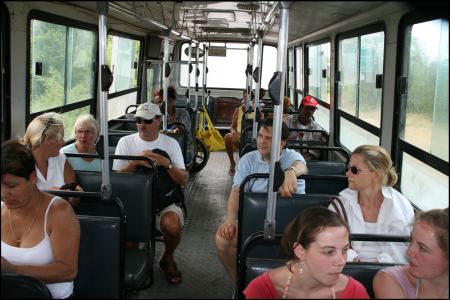 im-bus-treffen-wir-lissa-und-timo.jpg