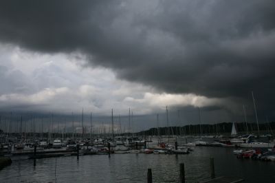 regen-im-hafen.jpg