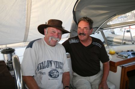 Wolfgang und Ã„nschi aus Radolfzell bzw. Stockach lernen wir in Cairns im Irischen Pup kennen. Die beiden erzÃ¤hlen von Ihrer fast 3 Monate langen Reise durch Australien. Ja, und die Welt ist fÃ¼r uns wircklich kleiner geworden. TatsÃ¤chlich treffen wir die Beiden in Darwin zufÃ¤llig auf der StraÃŸe wieder. Das muÃŸte natÃ¼rlich auf der auf der Sola Gracia gefeiert werden. Euch eine schÃ¶ne, weitere Reise und vielleicht auf ein Wiedersehen in Deutschland.